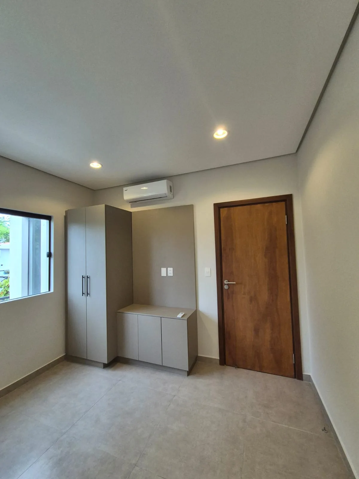 Casa Moderna en Venta en San Bernardino con Piscina, Quincho y 4 Dormitorios — foto 9