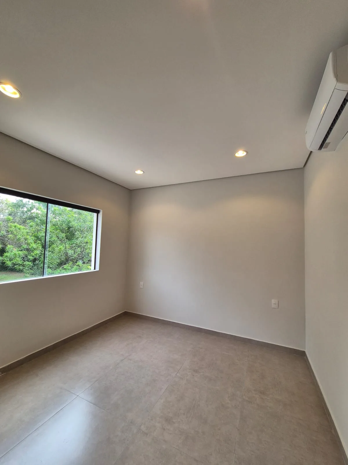 Casa Moderna en Venta en San Bernardino con Piscina, Quincho y 4 Dormitorios — foto 11
