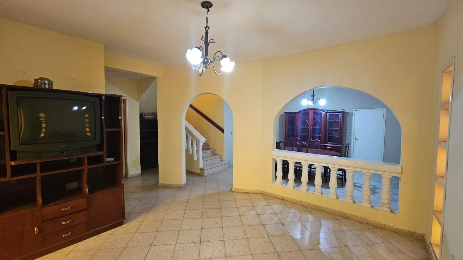 Casa en Venta para Refaccionar en Mariano Roque Alonso – Barrio San Blas | Amplios Espacios y Gran Potencial — foto 11